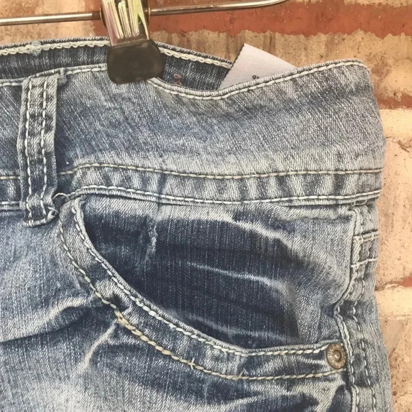 Truce Cuffed Blue Jean Short Flap Pocket Shorts - Picture 4 of 10